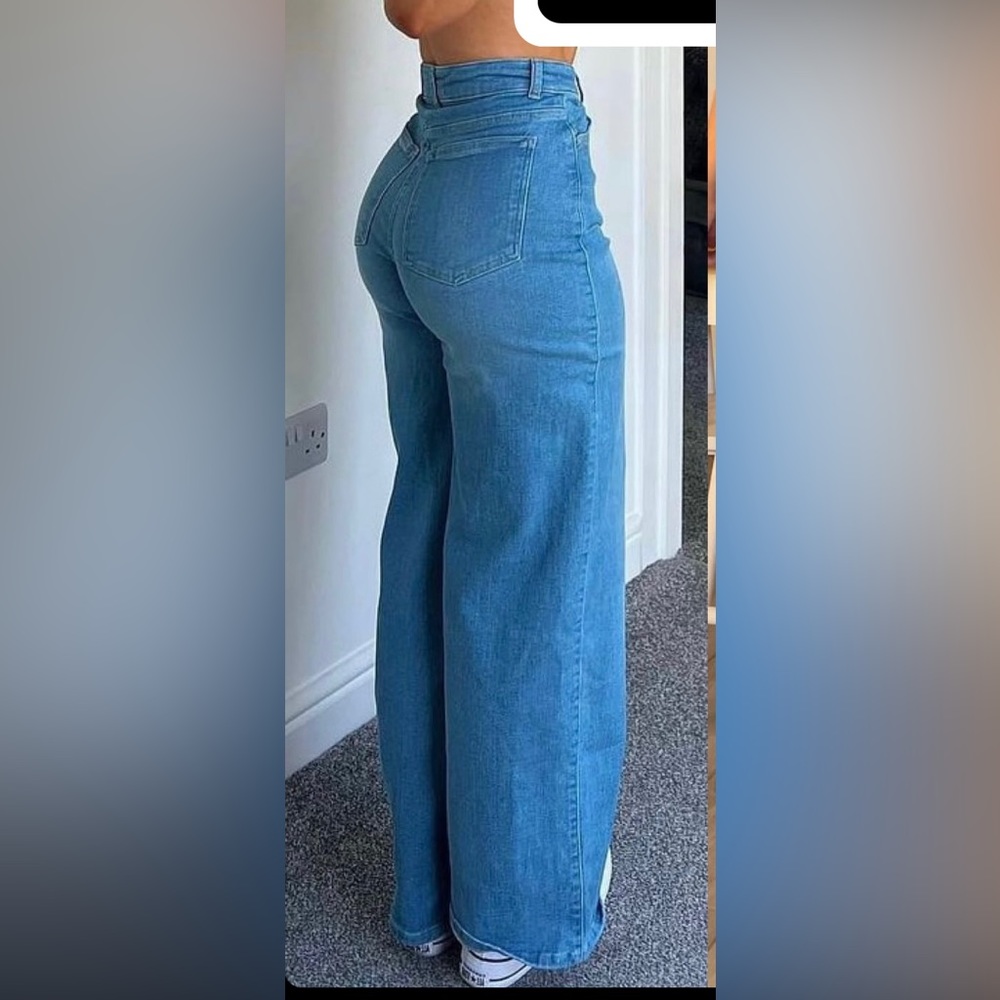 Wide leg jeans